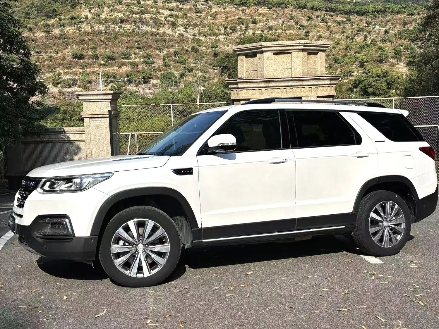 2018 Changan CS95 2.0T 4WD
